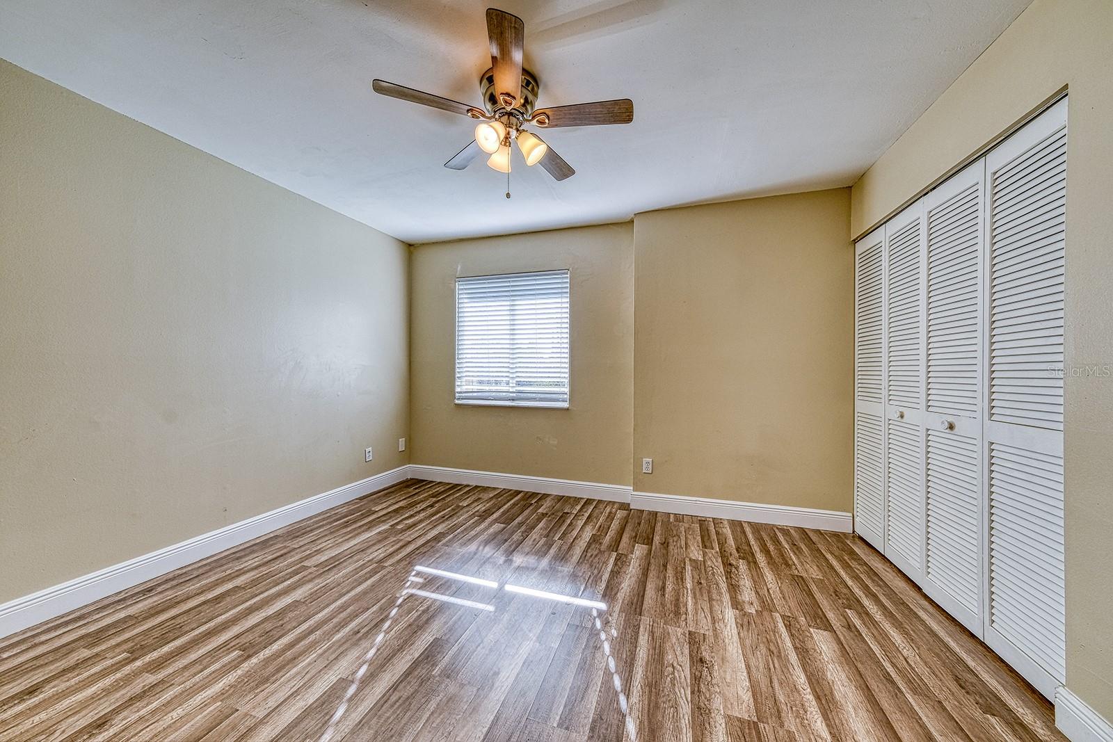 Image 21 of 33 For 283 Gardner Lane D