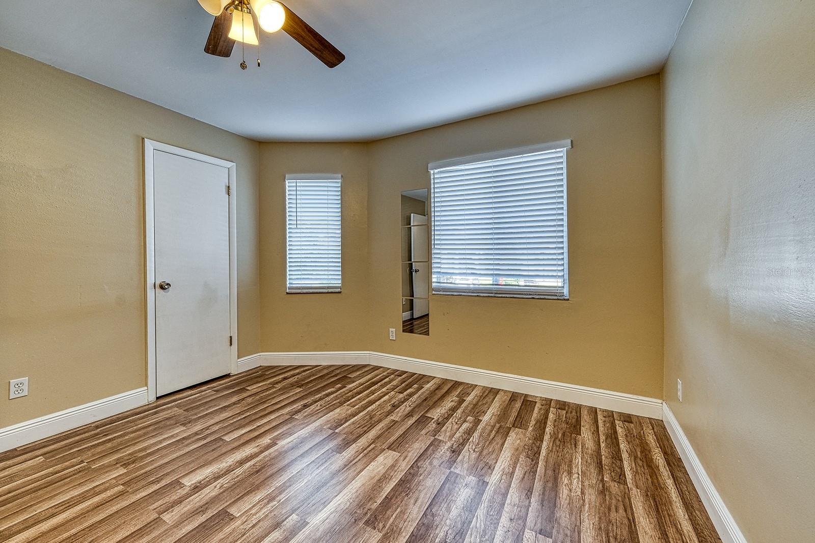 Image 29 of 33 For 283 Gardner Lane D