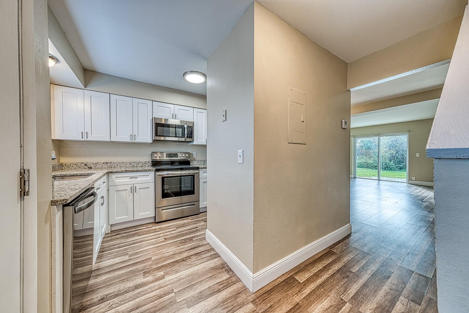 Image 5 of 33 For 283 Gardner Lane D