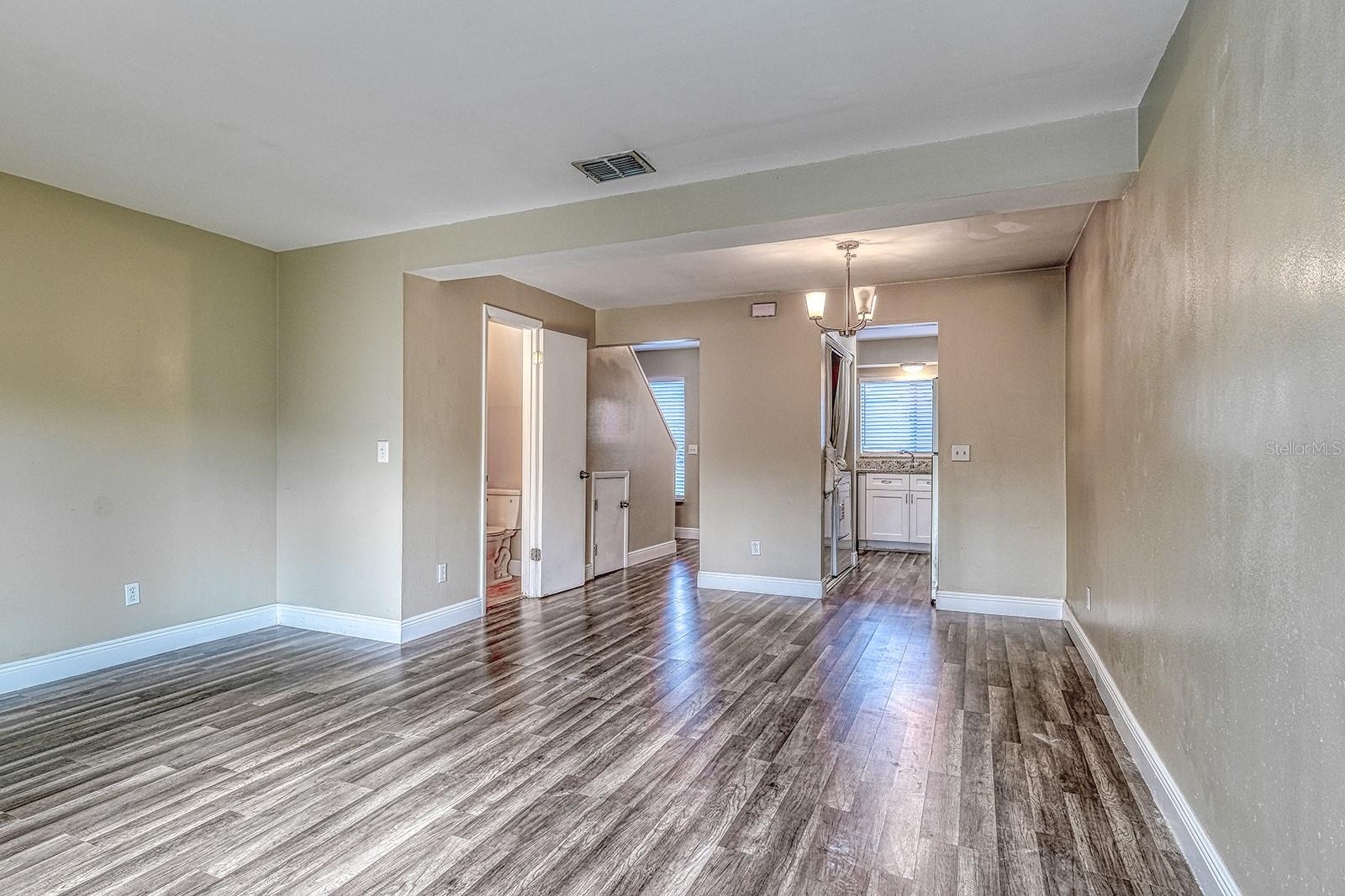 Image 9 of 33 For 283 Gardner Lane D