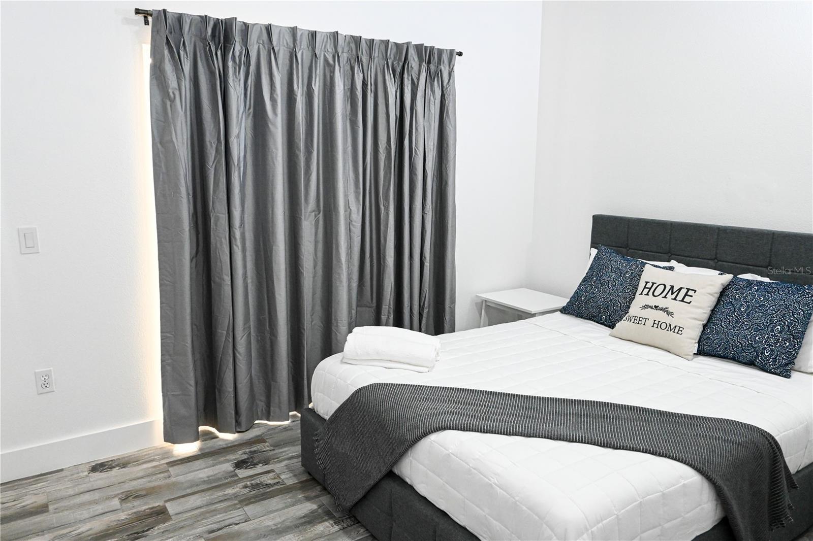 Image 17 of 36 For 4733 Cumbriam Lakes Drive