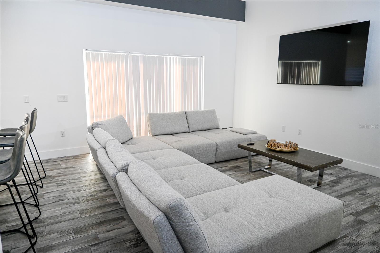 Image 21 of 36 For 4733 Cumbriam Lakes Drive