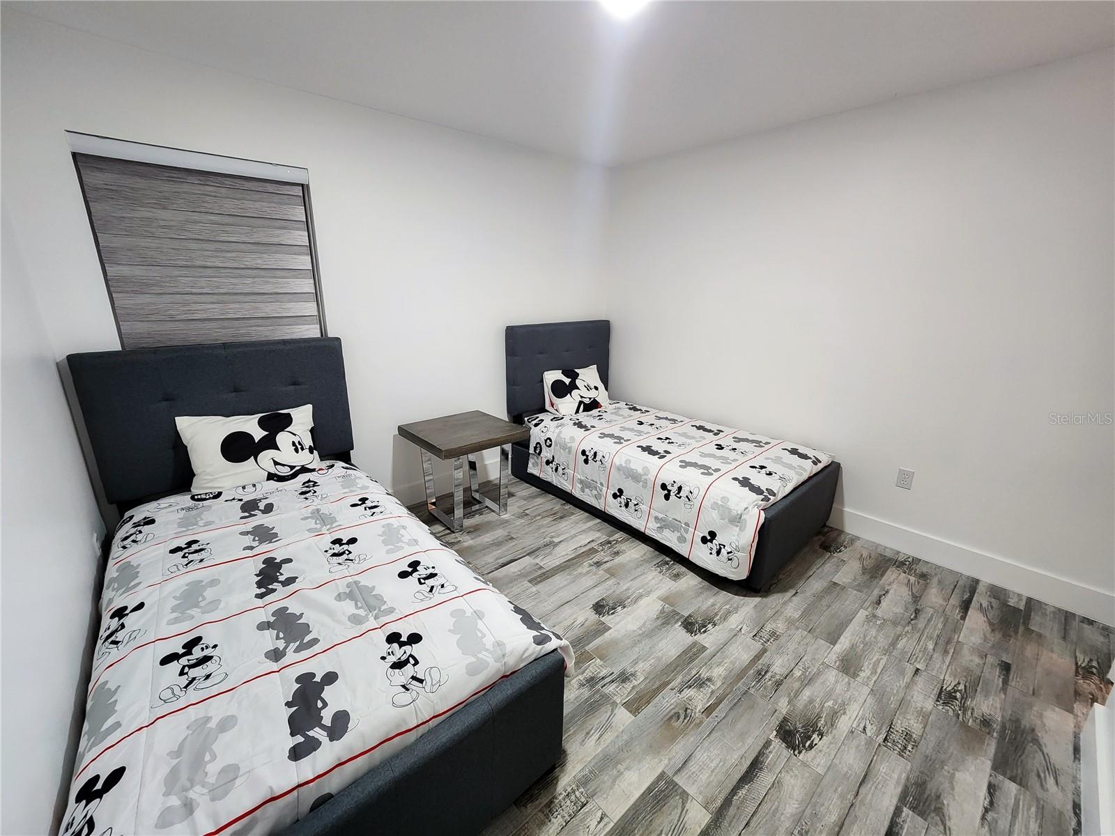 Image 33 of 36 For 4733 Cumbriam Lakes Drive