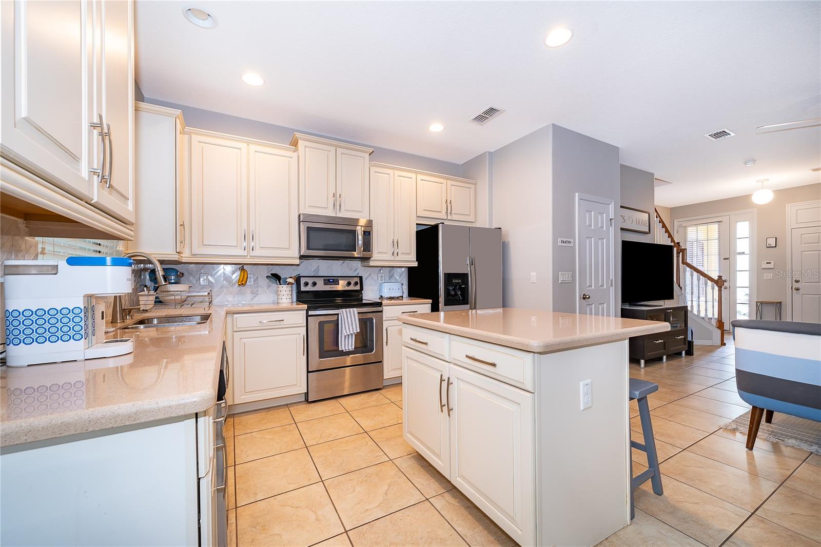 Image 8 of 29 For 4810 Matteo Trail