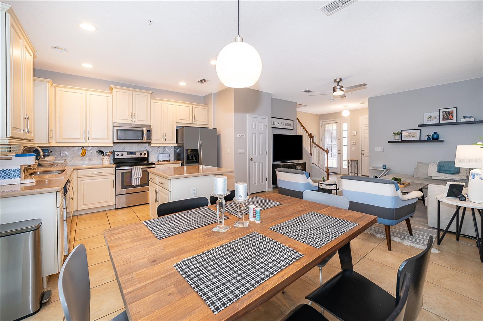 Image 9 of 29 For 4810 Matteo Trail