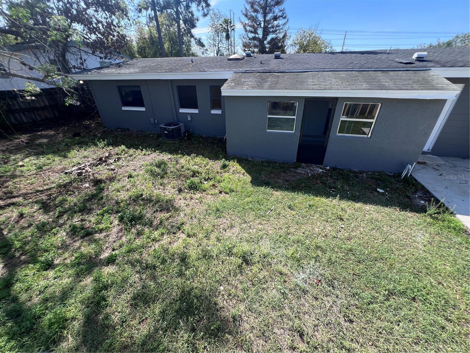 Image 12 of 13 For 3823 Pine Ridge Road