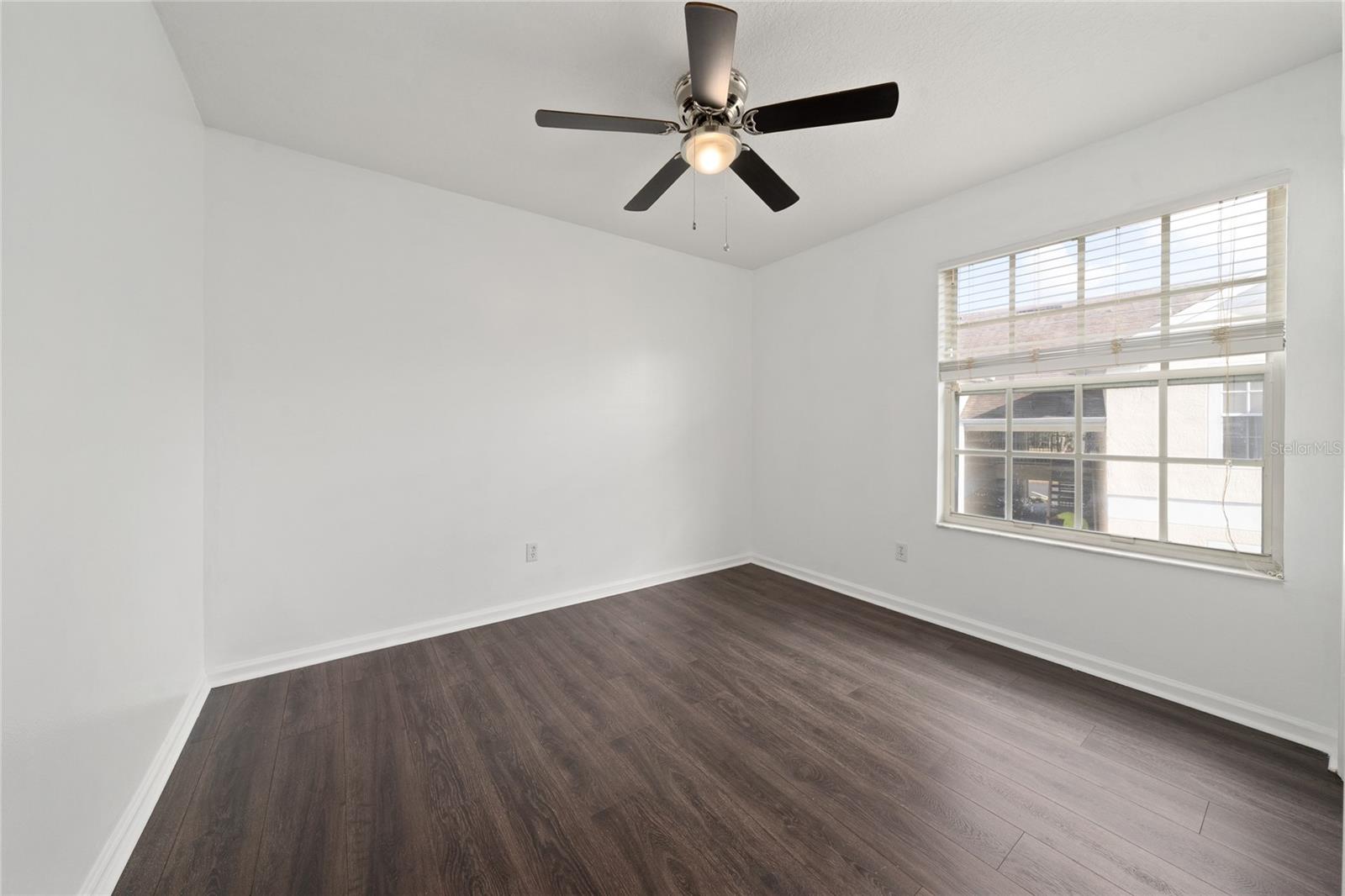 Image 24 of 32 For 3930 Southpointe Drive 213