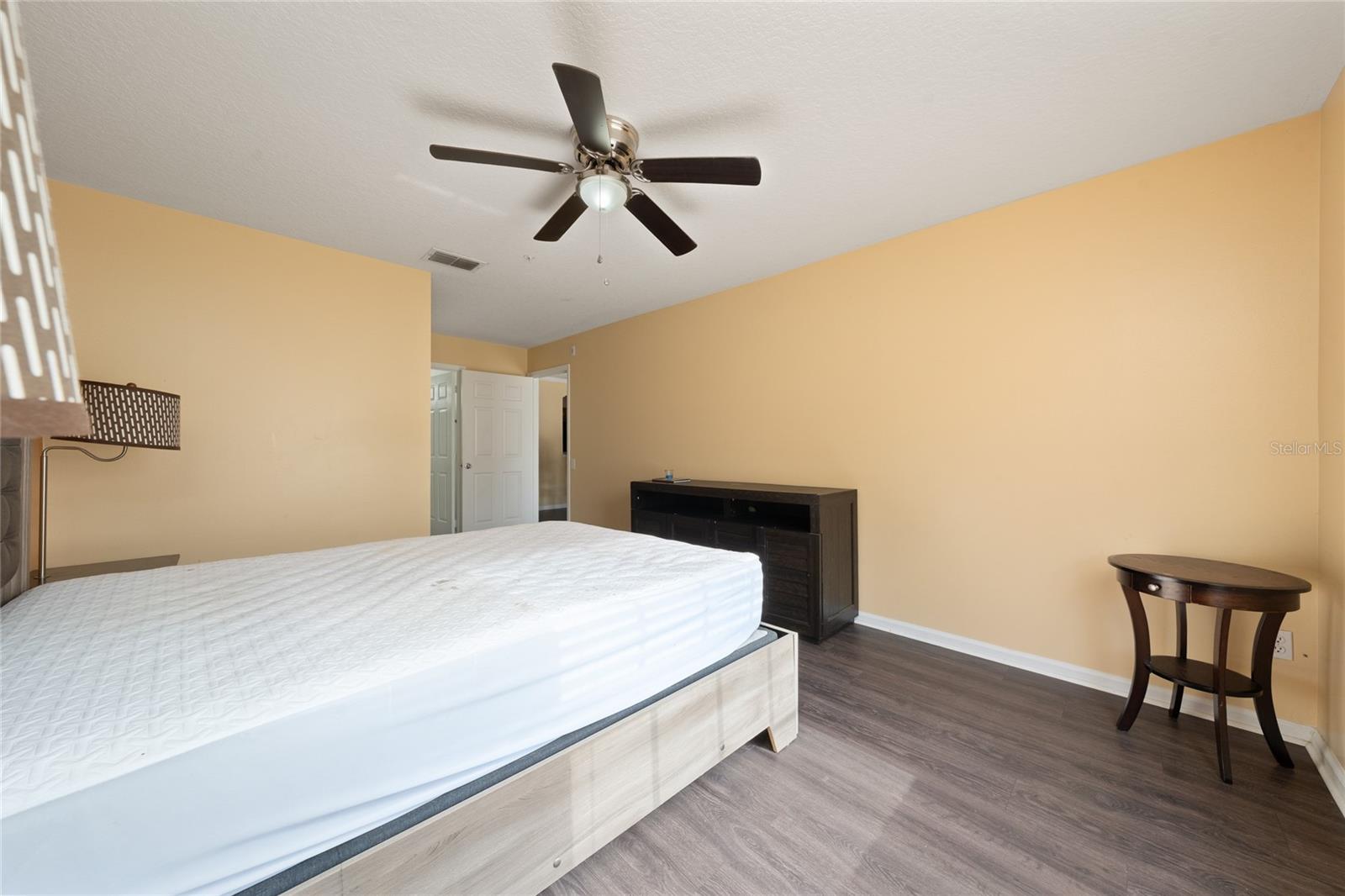 Image 28 of 32 For 3930 Southpointe Drive 213