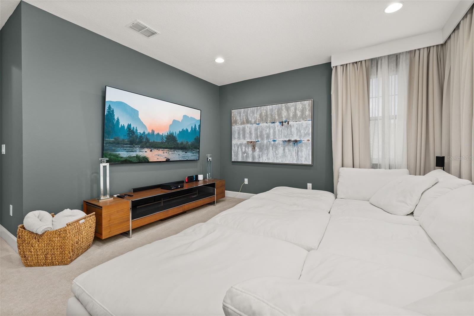 Image 29 of 38 For 14321 Wabasso Loop