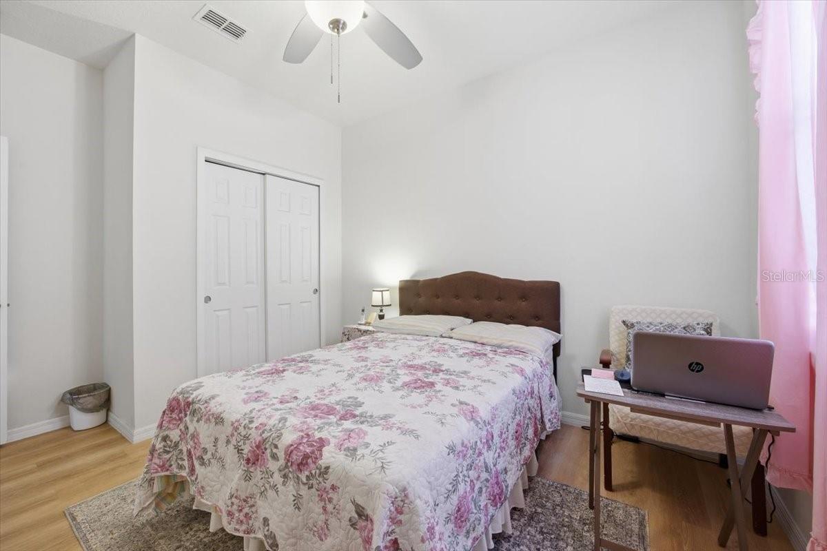 Image 10 of 25 For 1917 Cayman Cove Circle