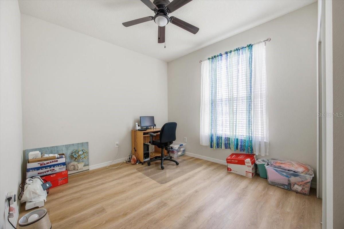 Image 6 of 25 For 1917 Cayman Cove Circle