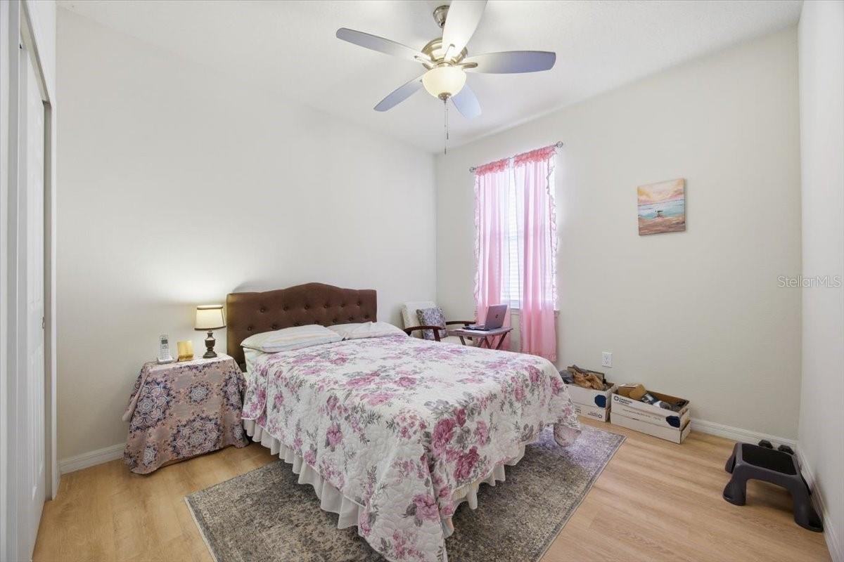 Image 9 of 25 For 1917 Cayman Cove Circle