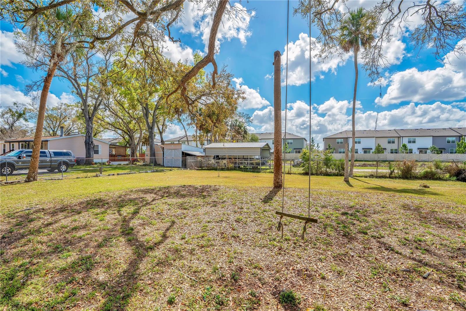 Listing photo id 8 for 6211 Florence Street