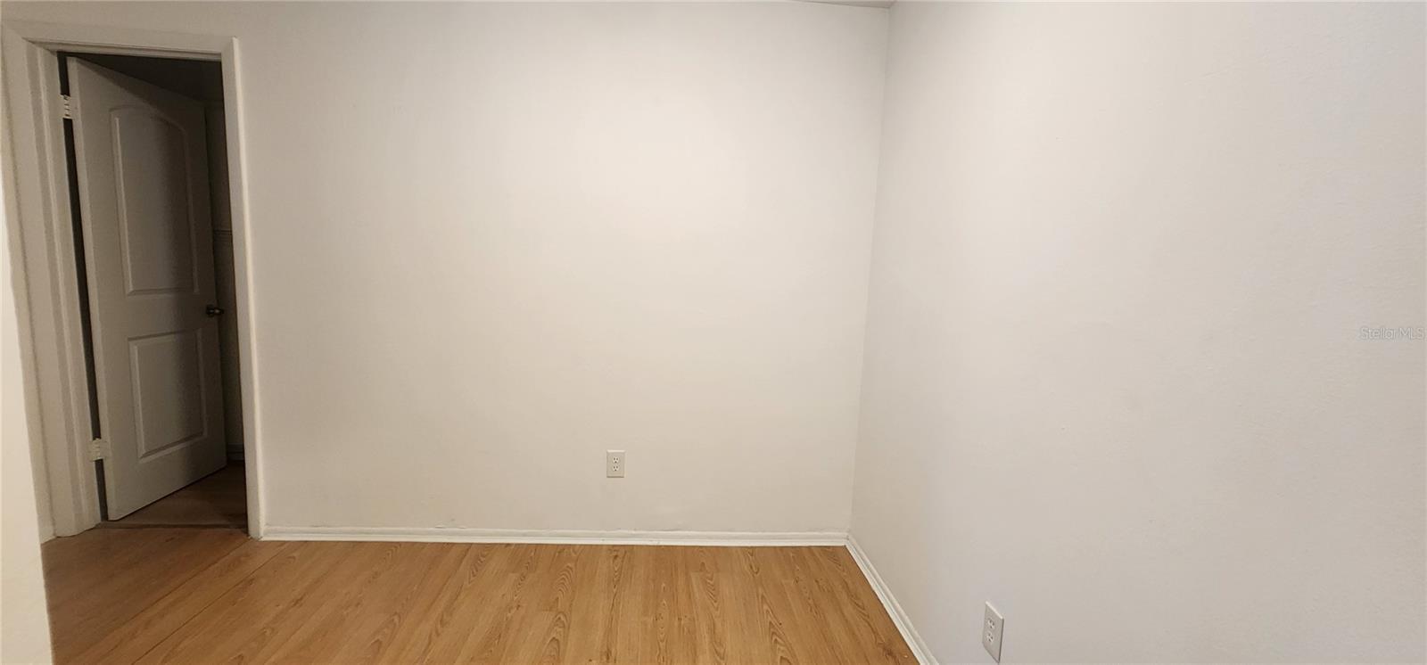 Image 19 of 22 For 232 Afton Square 108