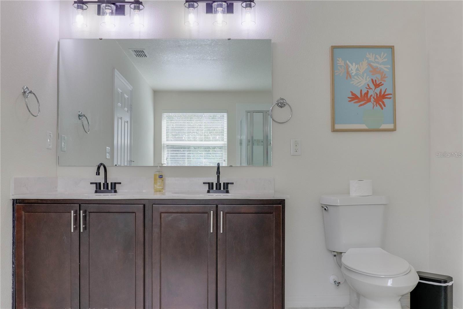 Image 9 of 15 For 4718 Blue Diamond Street