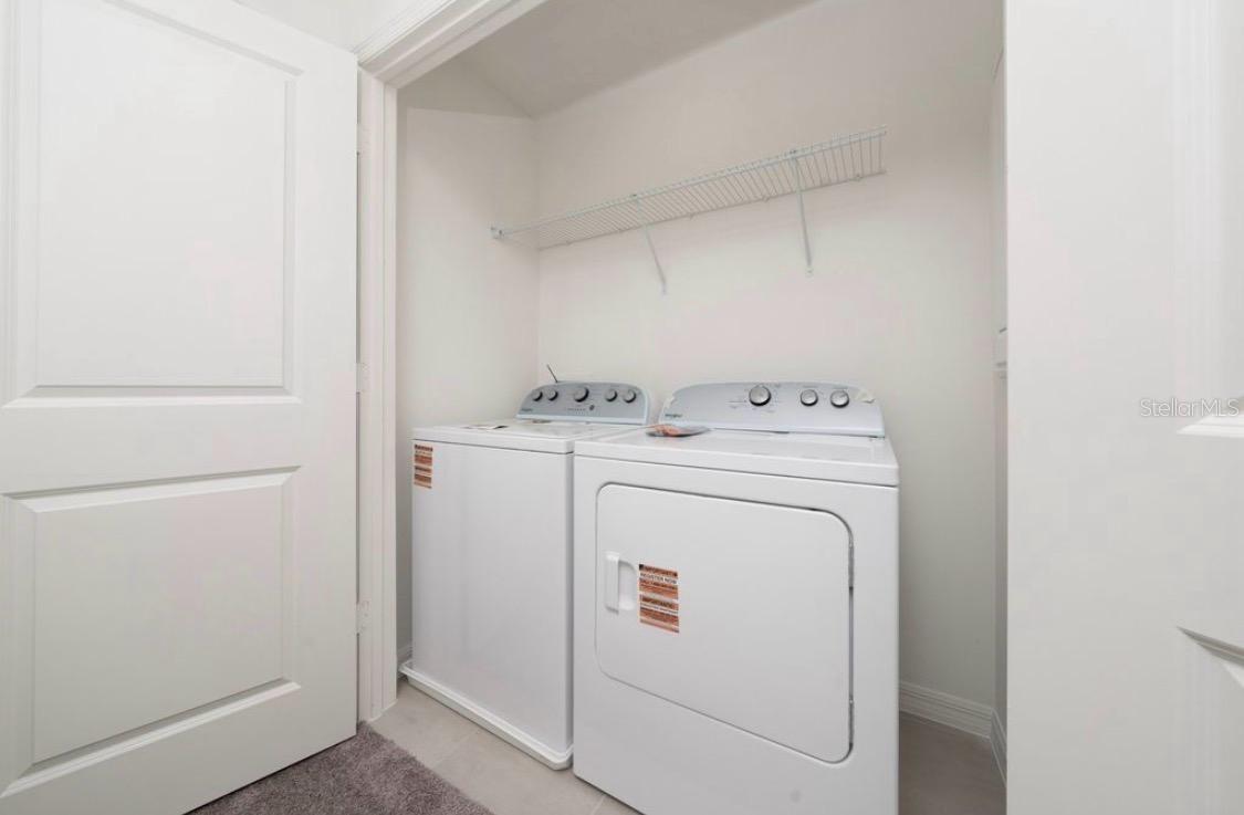 Image 4 of 14 For 11710 Boldface Drive