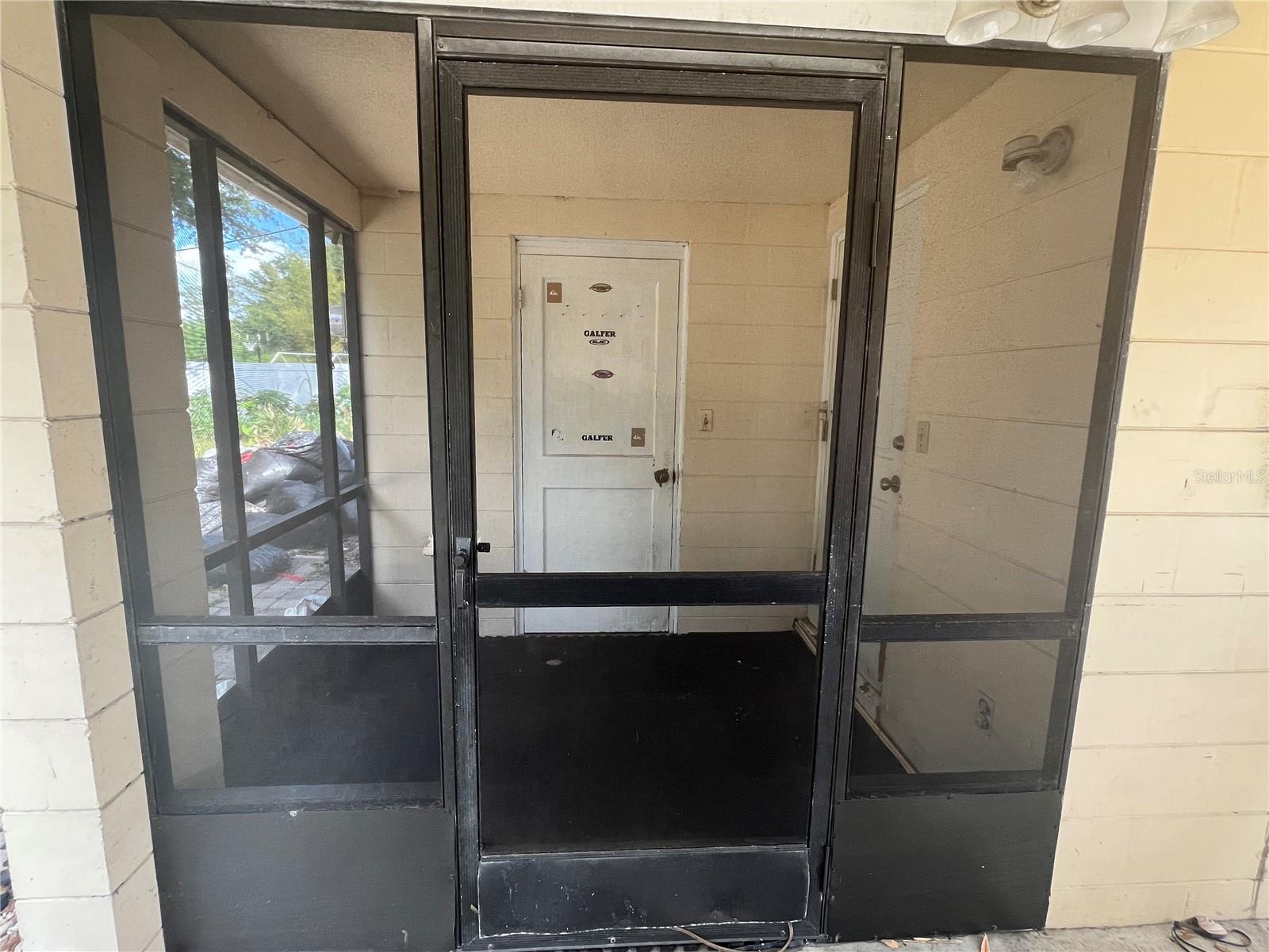 Image 9 of 11 For 2329 Oak Street