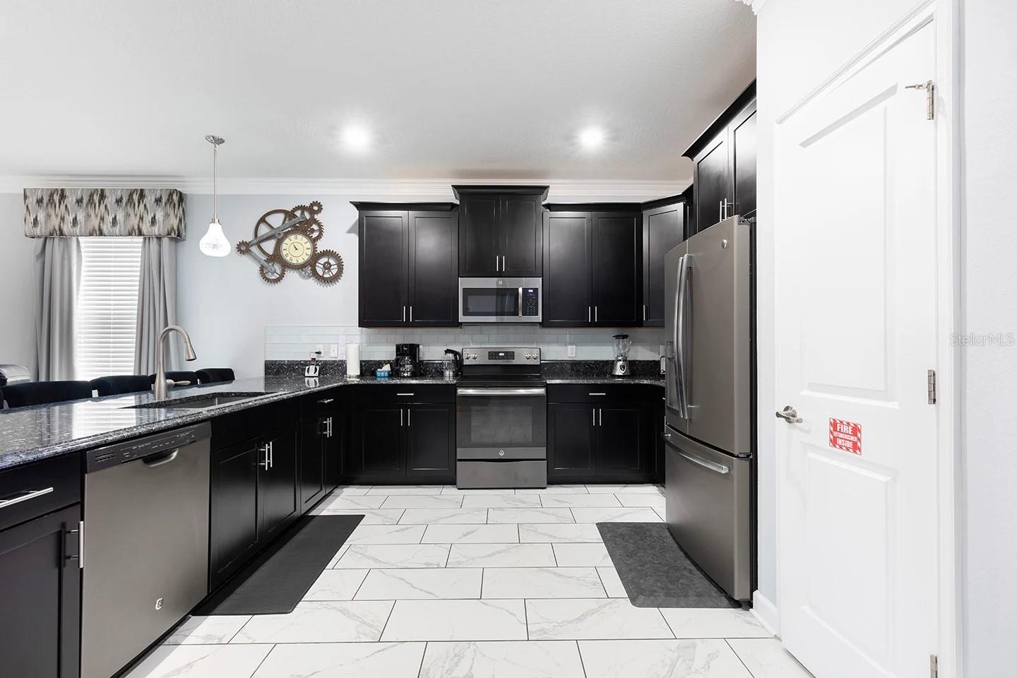 Image 8 of 40 For 1509 Flange Drive