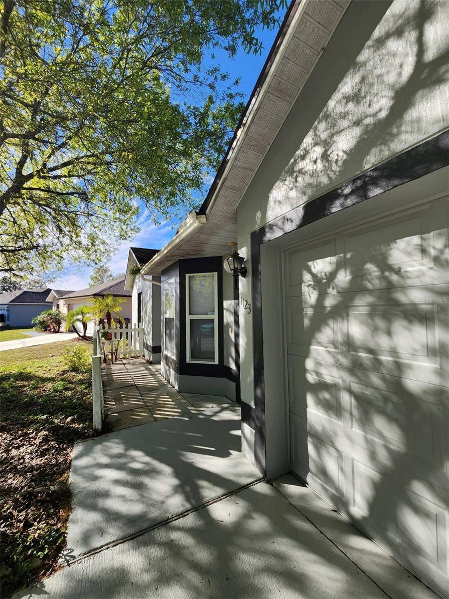 Image 3 of 23 For 1123 Doncaster Court