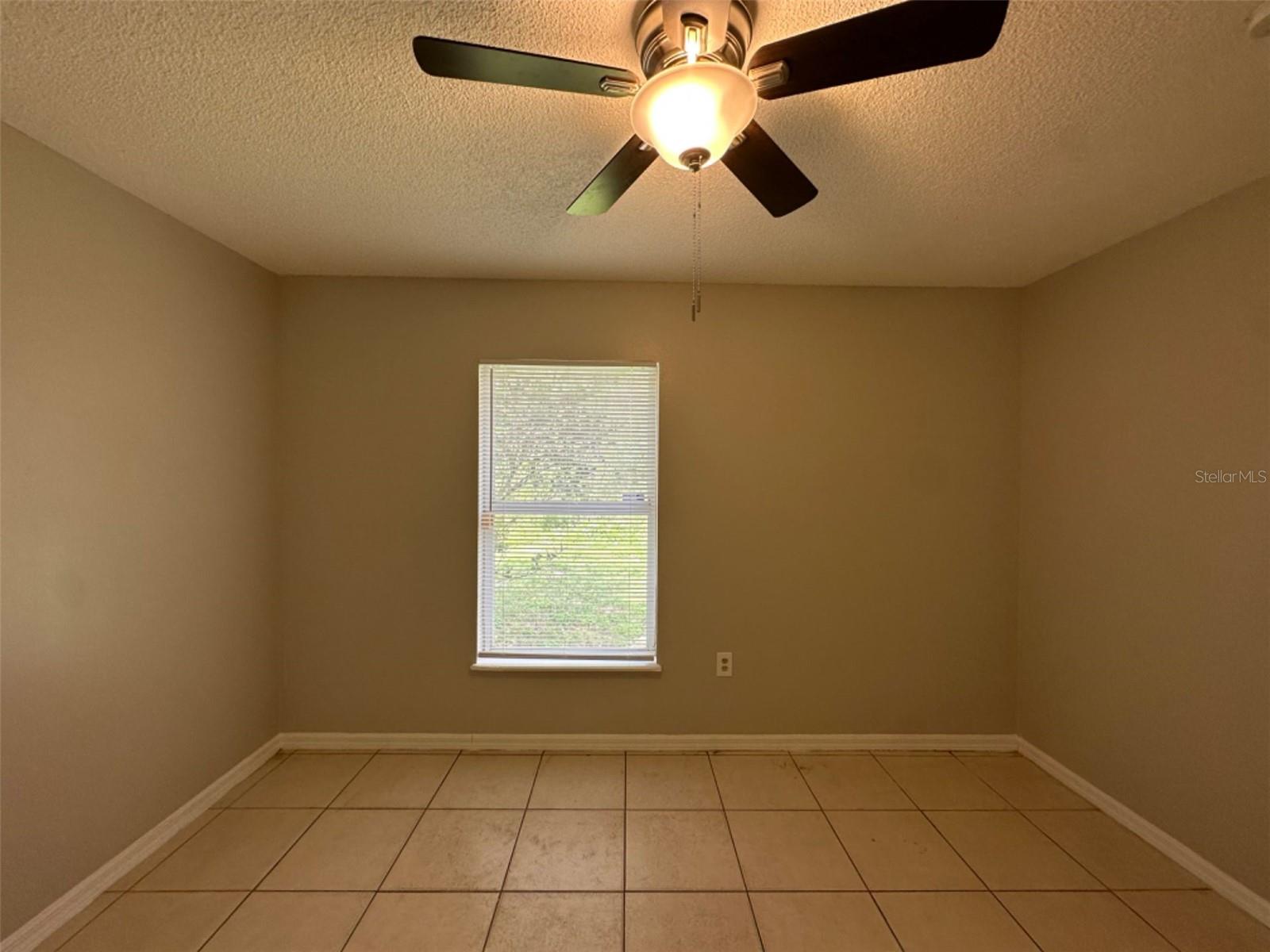 Image 9 of 23 For 1123 Doncaster Court