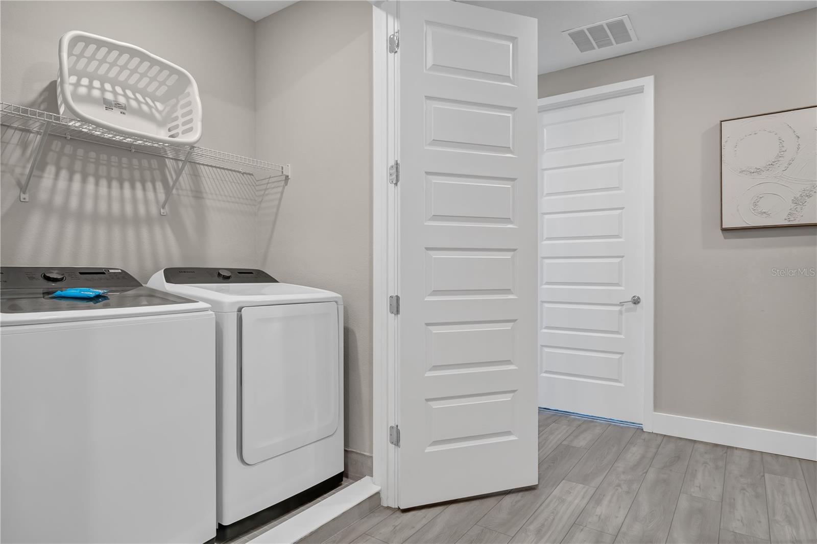 Image 13 of 54 For 7833 Spectrum Drive