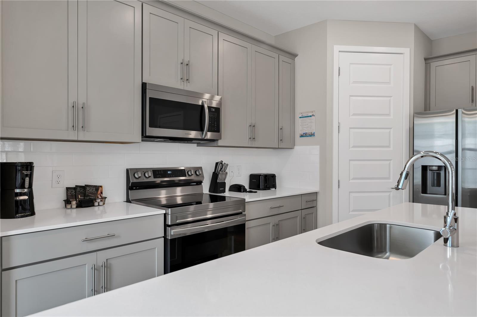 Image 30 of 54 For 7833 Spectrum Drive