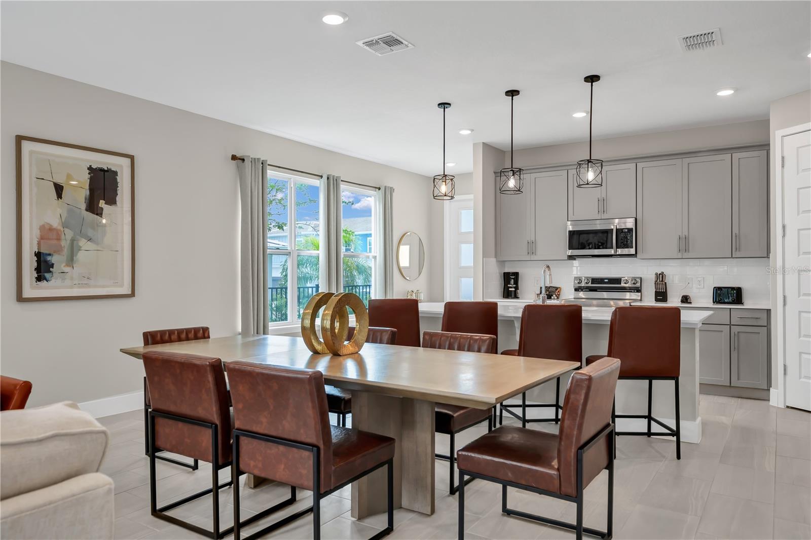 Image 36 of 54 For 7833 Spectrum Drive