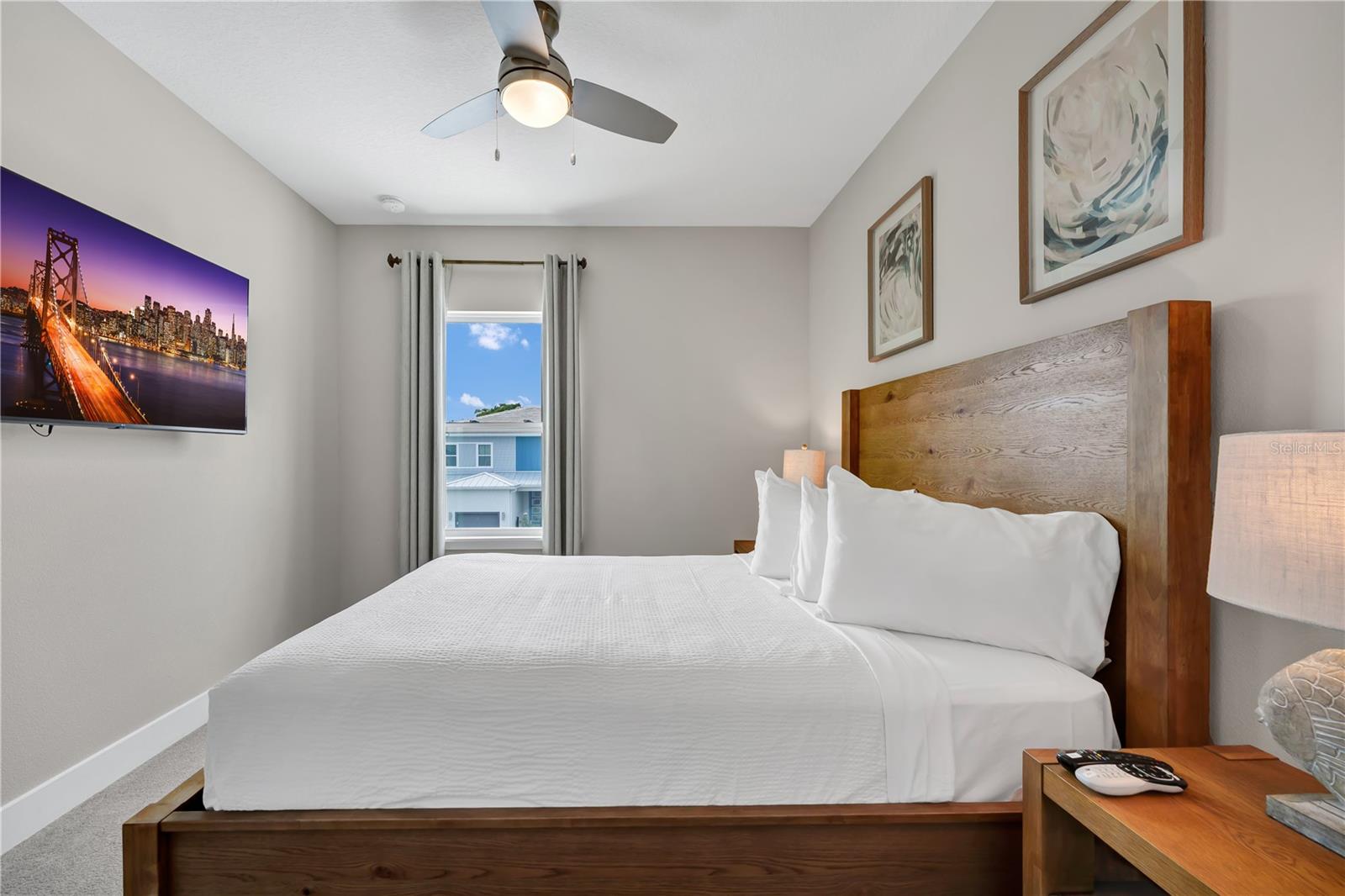 Image 39 of 54 For 7833 Spectrum Drive