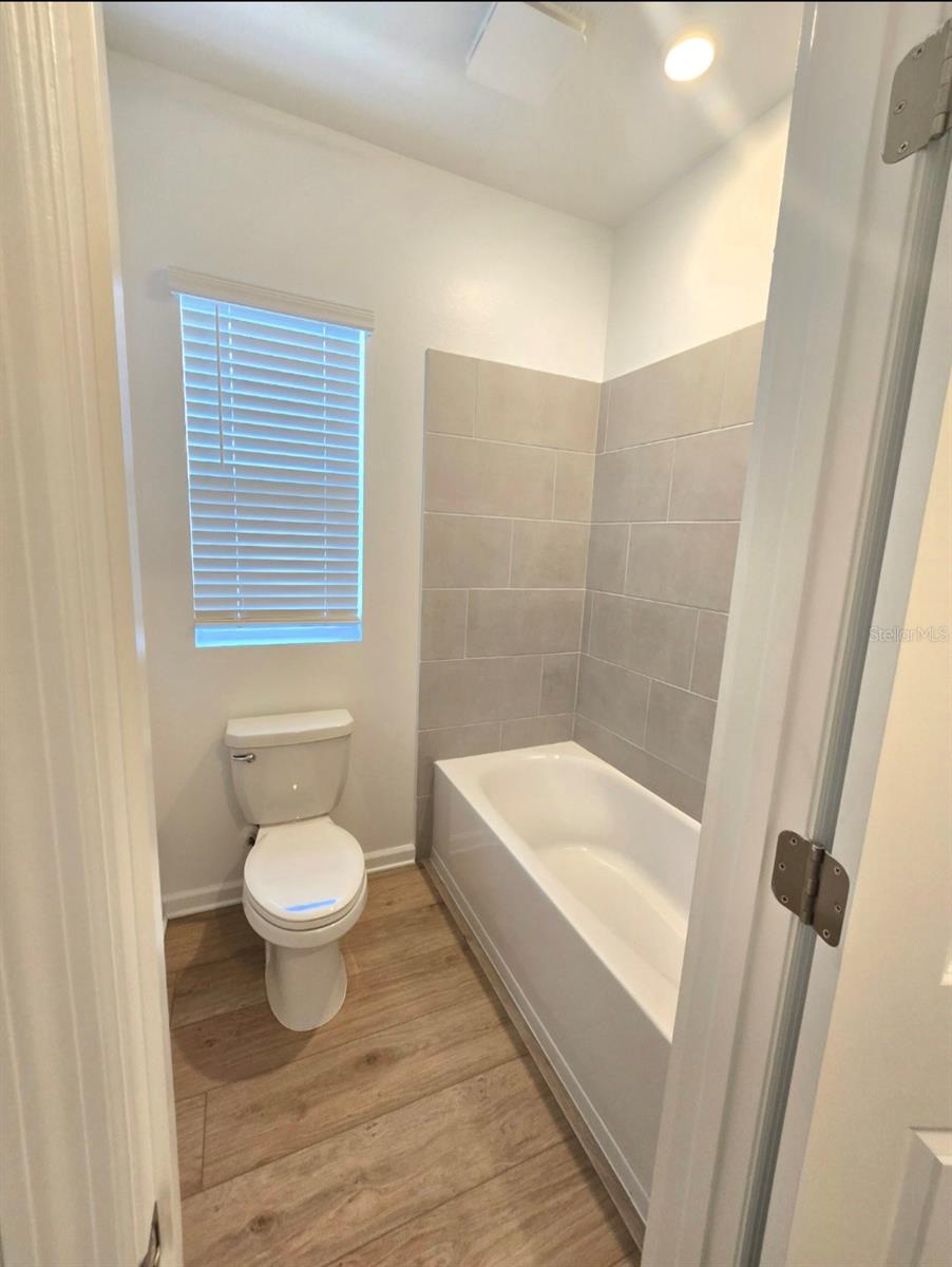 Image 11 of 20 For 5191 Loyalty Drive