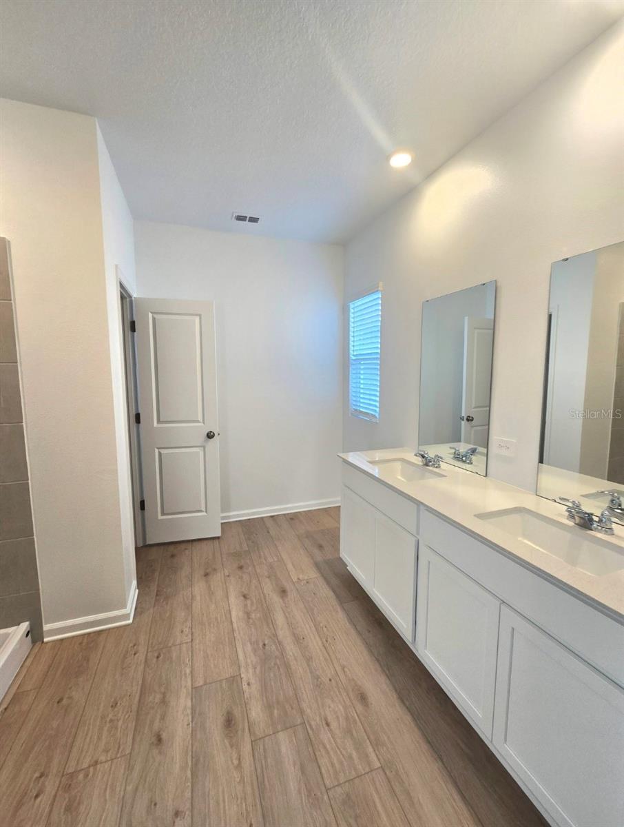 Image 15 of 20 For 5191 Loyalty Drive