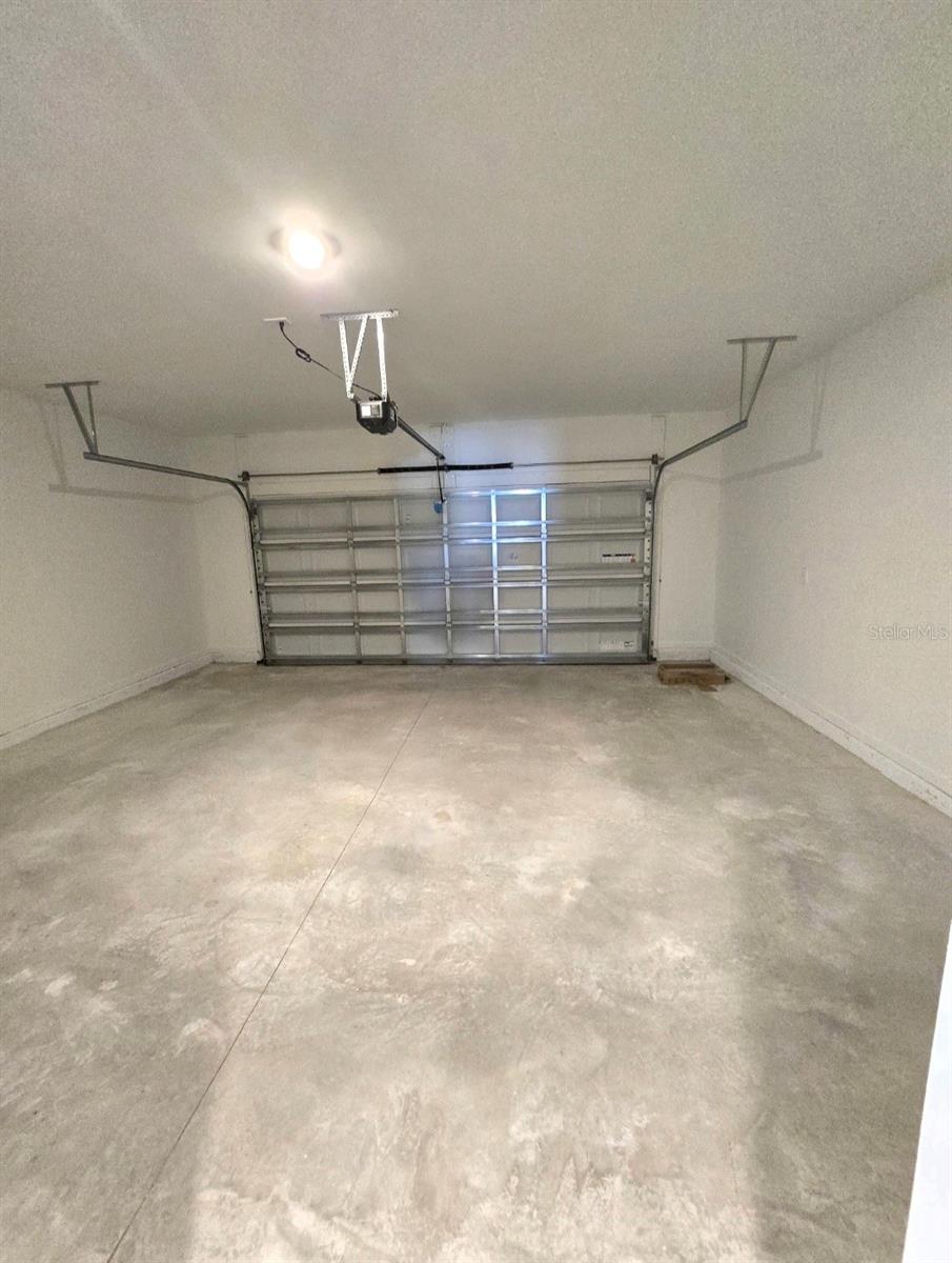 Image 18 of 20 For 5191 Loyalty Drive