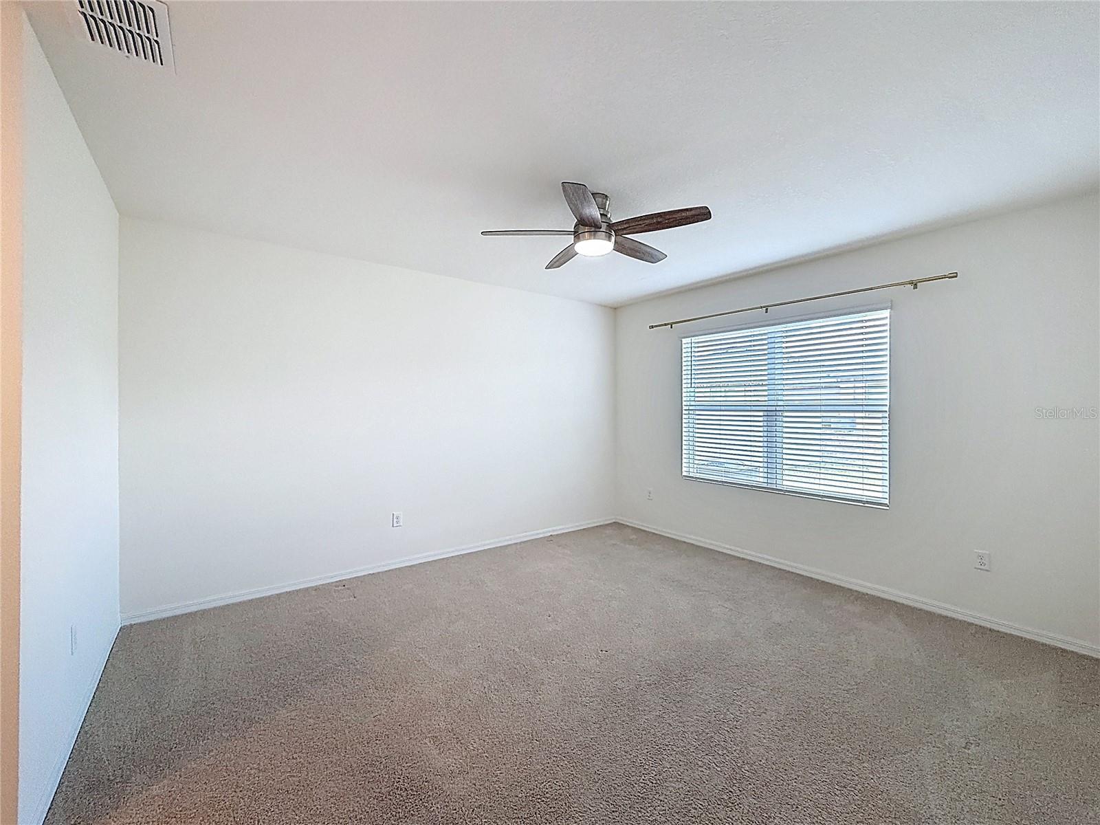 Image 18 of 31 For 3344 Mystic Pond Loop