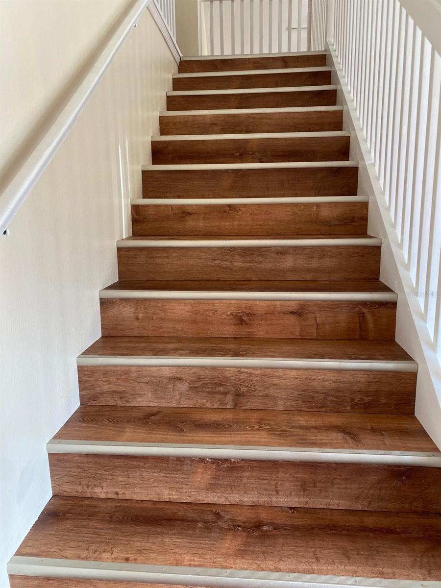 Image 9 of 10 For 8965 Lee Vista Boulevard 2410