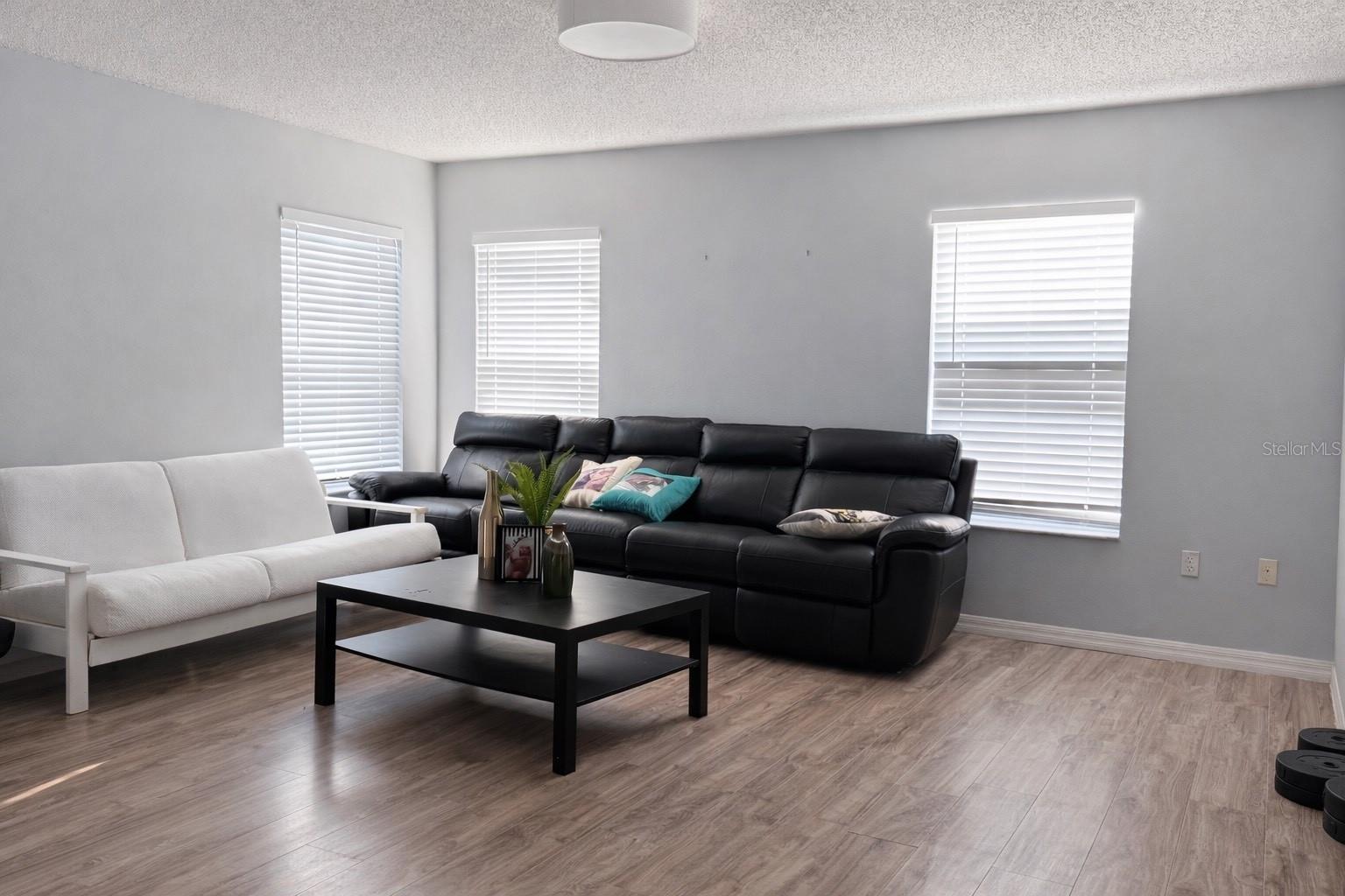 Image 10 of 20 For 429 Janice Kay Place