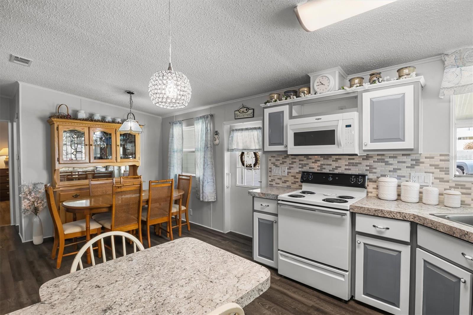 Image 16 of 38 For 232 Glenwood Drive