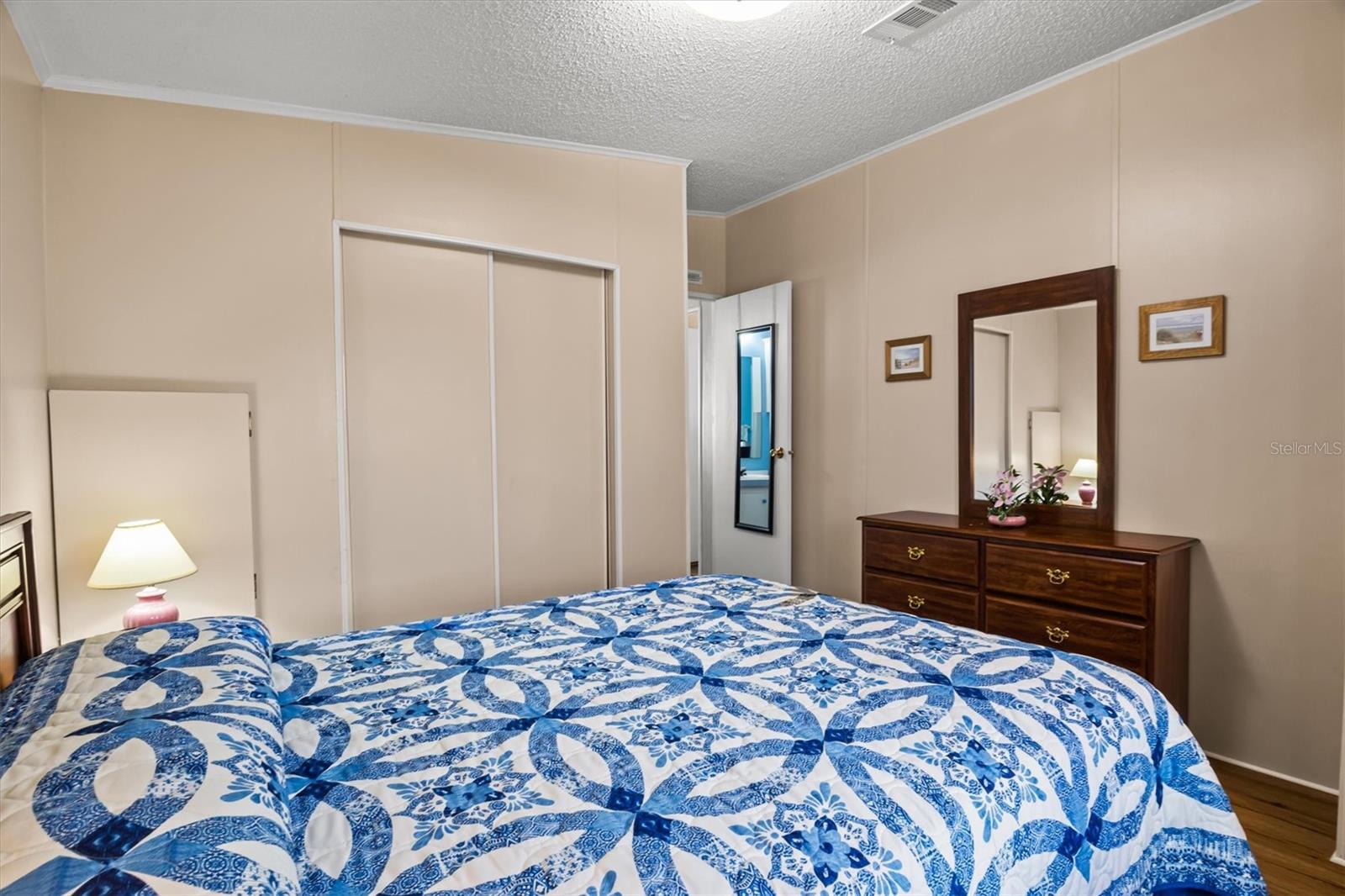 Image 23 of 38 For 232 Glenwood Drive