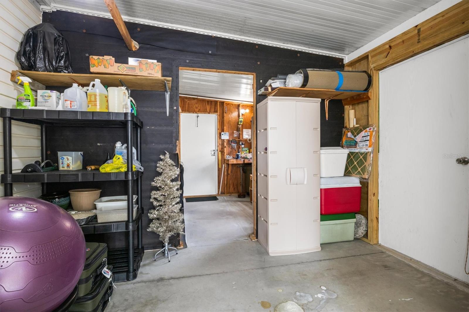 Image 26 of 38 For 232 Glenwood Drive