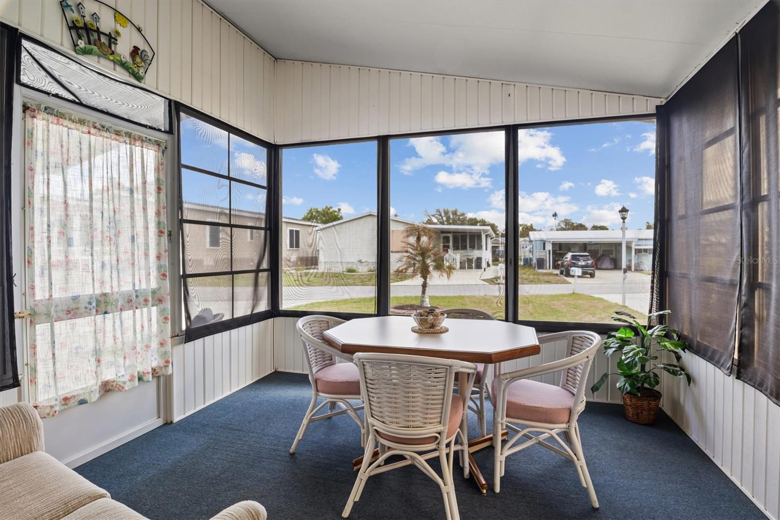 Image 7 of 38 For 232 Glenwood Drive