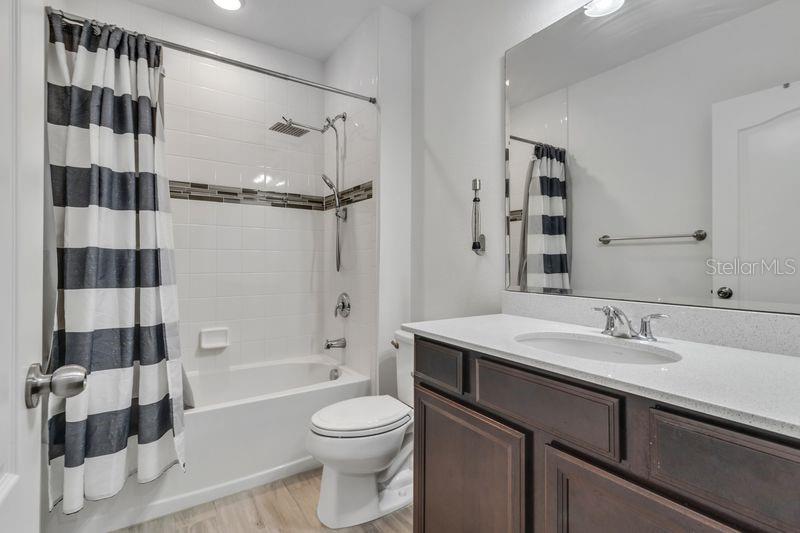 Image 20 of 37 For 187 Hydra Way