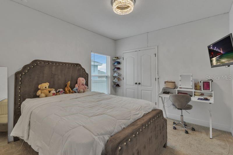 Image 28 of 37 For 187 Hydra Way