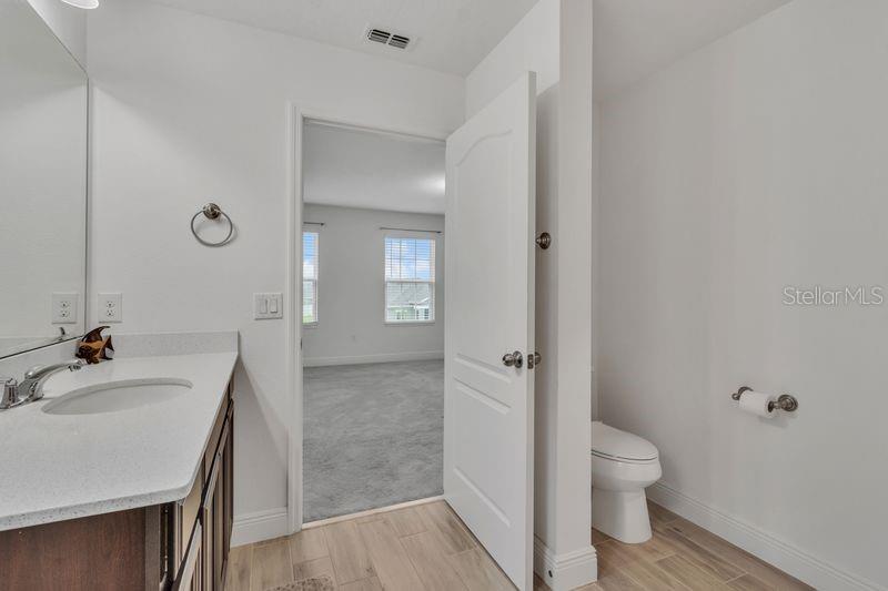 Image 8 of 37 For 187 Hydra Way