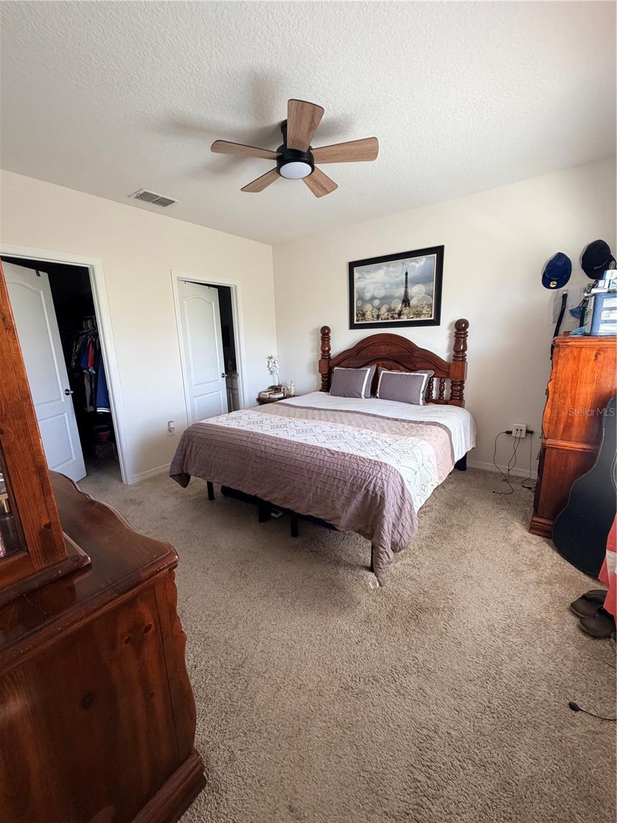 Image 15 of 25 For 1156 Cambridge Drive