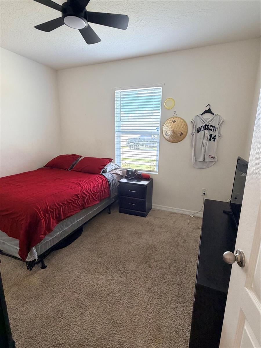 Image 21 of 25 For 1156 Cambridge Drive