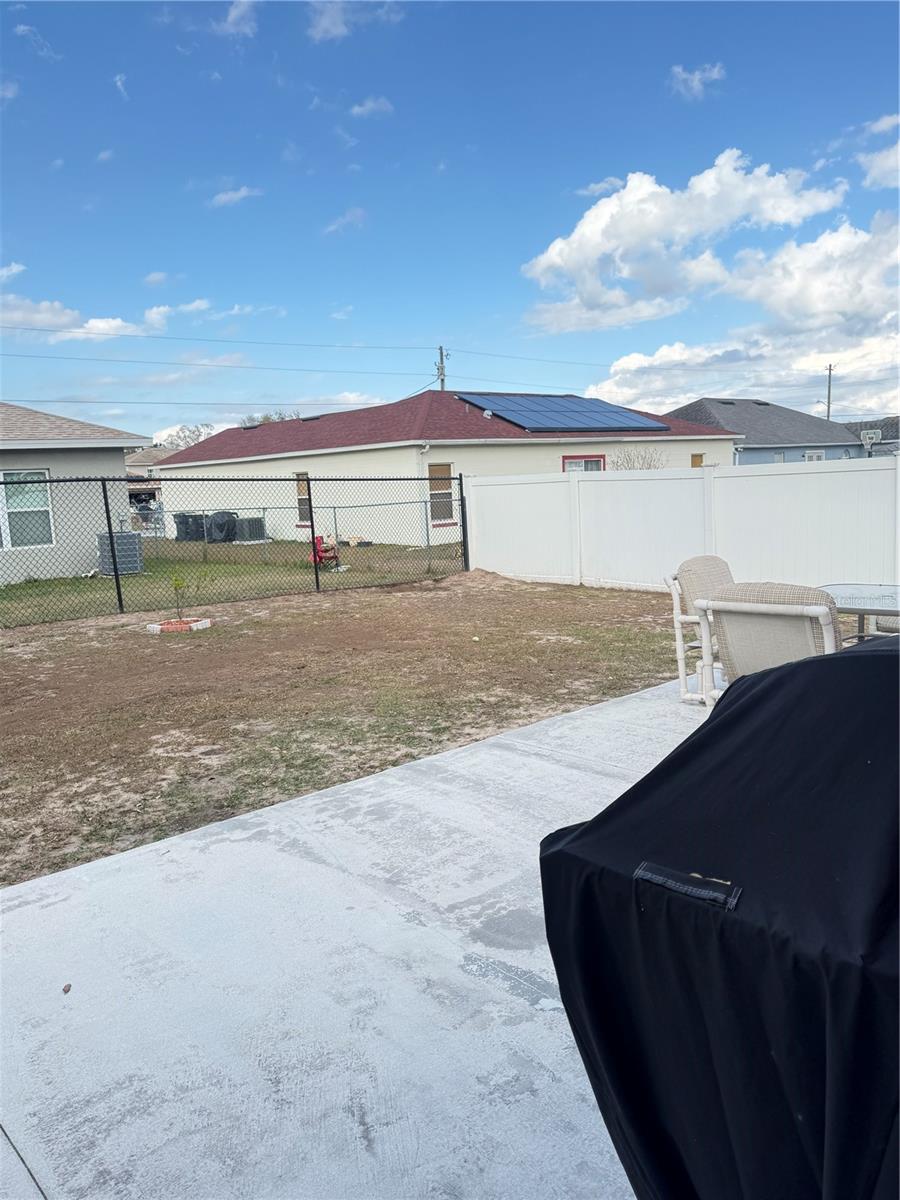 Image 13 of 51 For 407 Blackbird Way