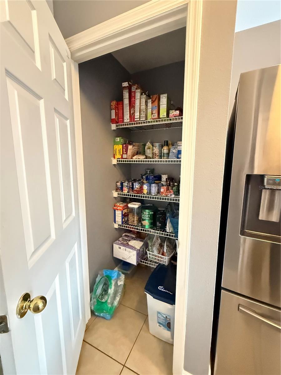 Image 20 of 51 For 407 Blackbird Way