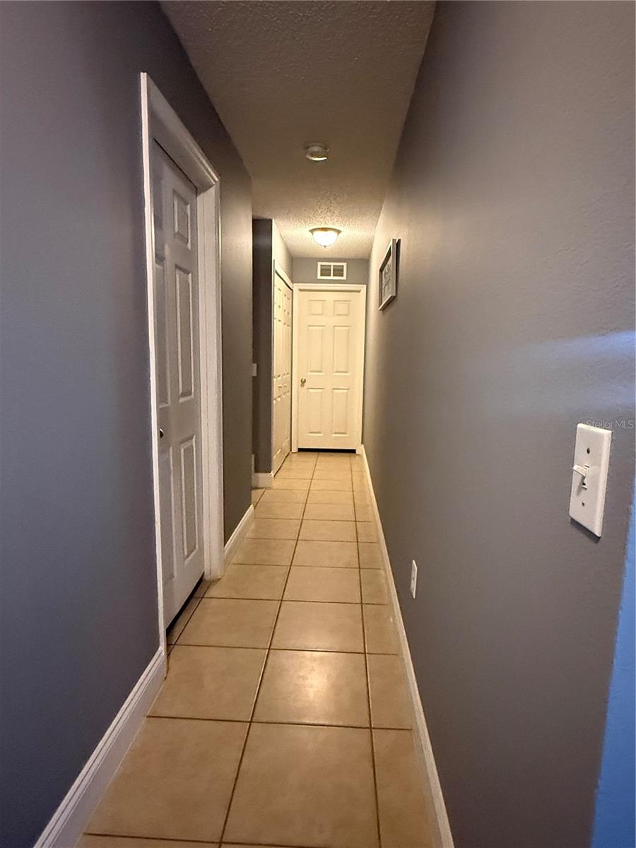 Image 35 of 51 For 407 Blackbird Way