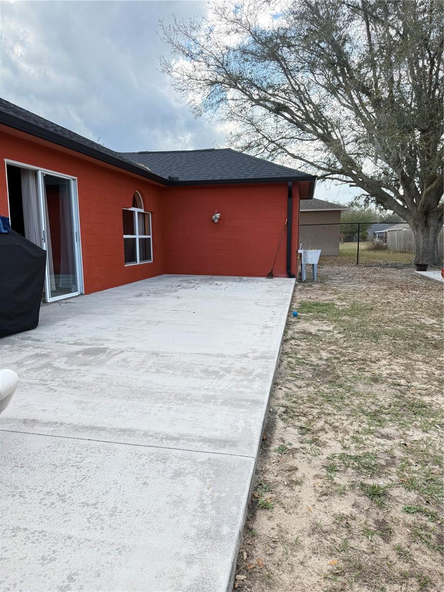 Image 8 of 51 For 407 Blackbird Way