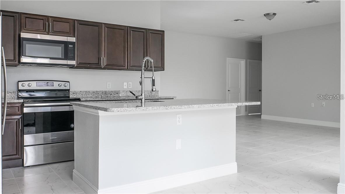 Image 3 of 12 For 1 Flatfish Drive