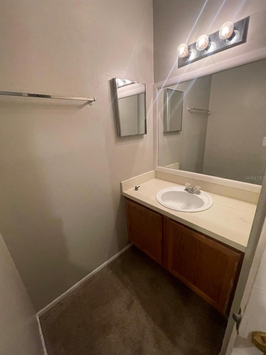 Image 5 of 6 For 4149 Semoran Boulevard 15