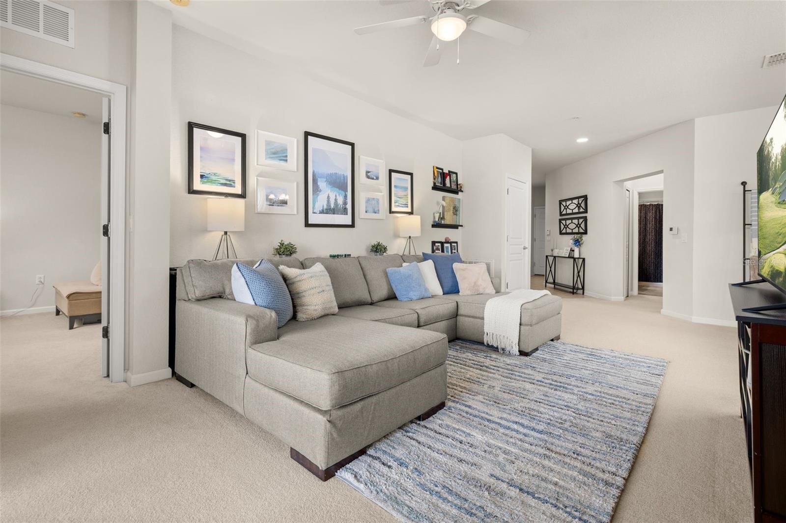 Image 18 of 82 For 1256 Romani Avenue